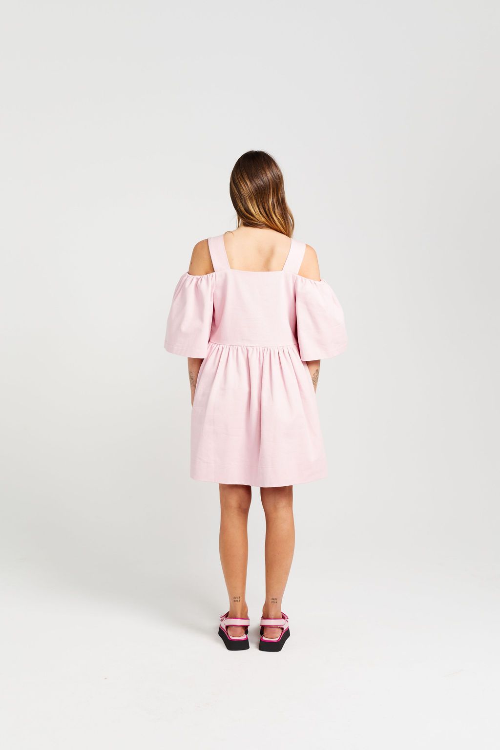 CUT OFF DRESS CANDY FLOSS