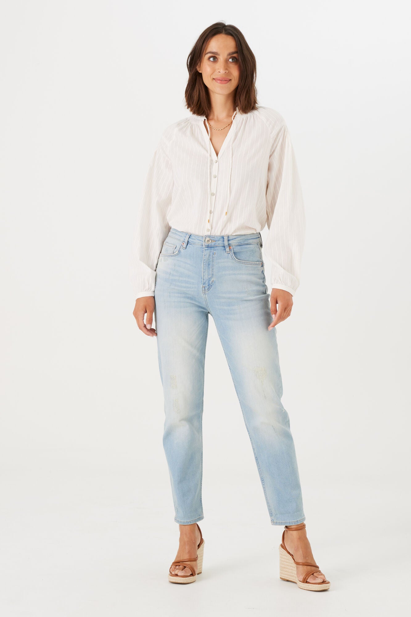 ISABELLA MOM JEAN LIGHT BLUE