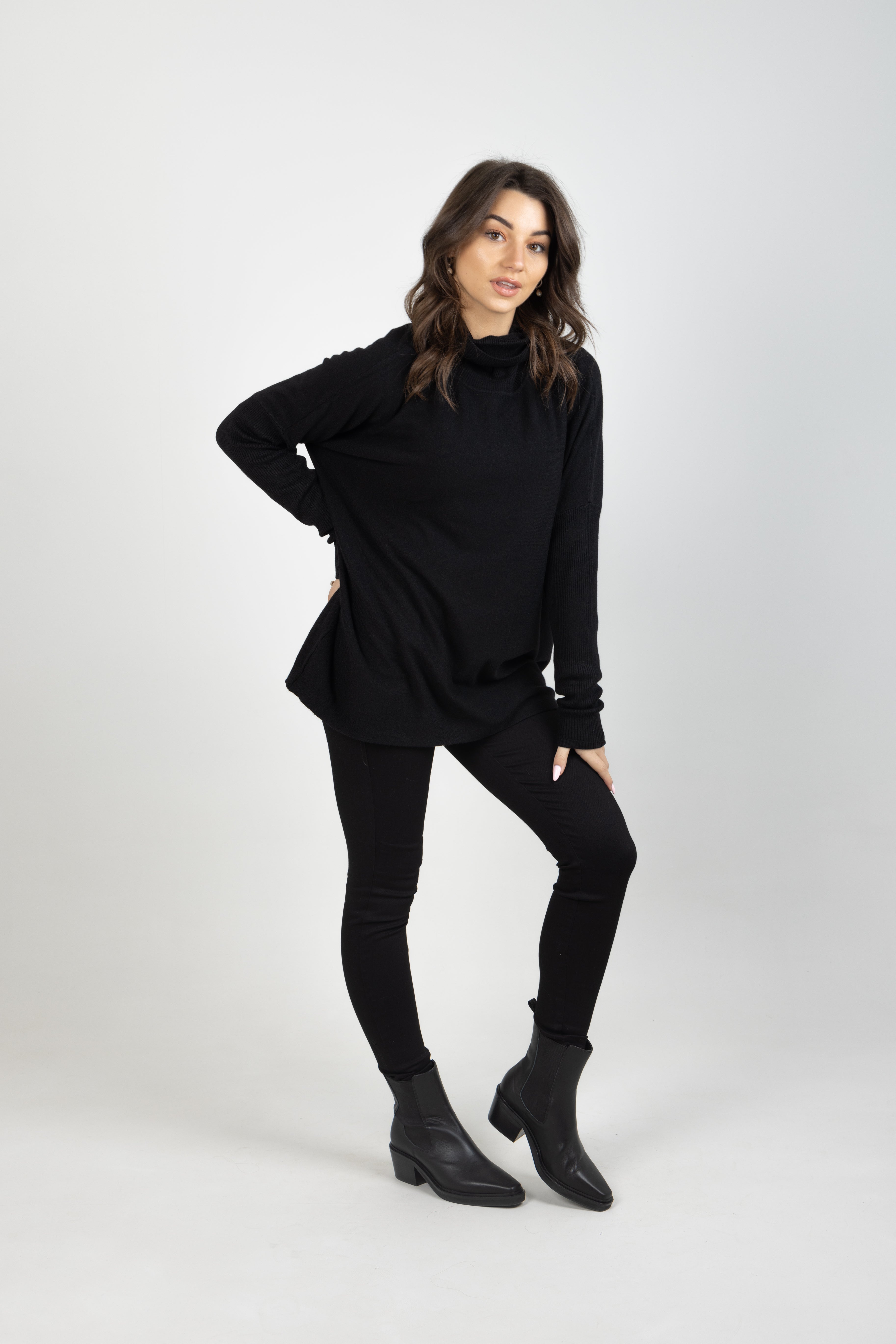 HORIZON RELAXED JUMPER ONYX