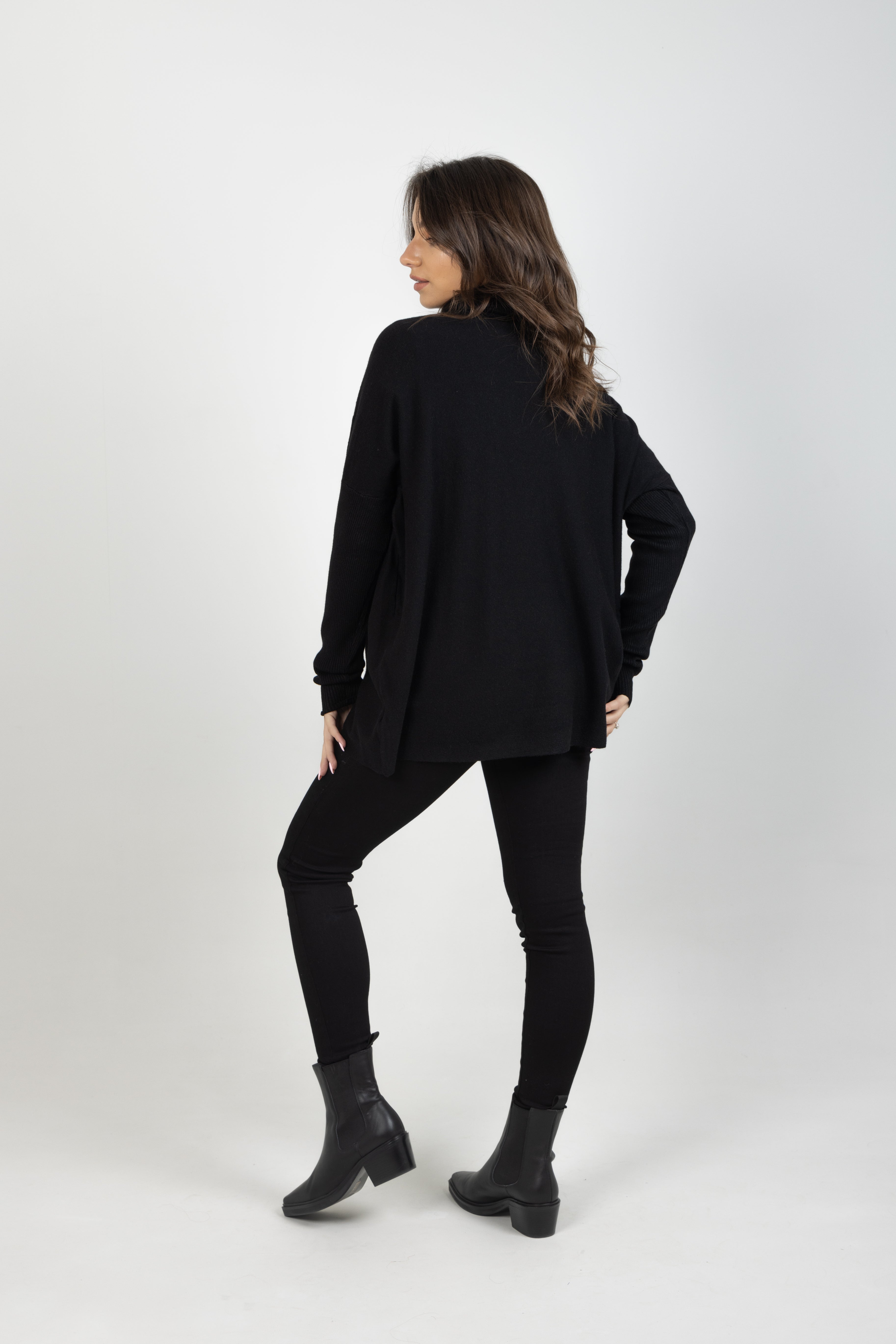 HORIZON RELAXED JUMPER ONYX