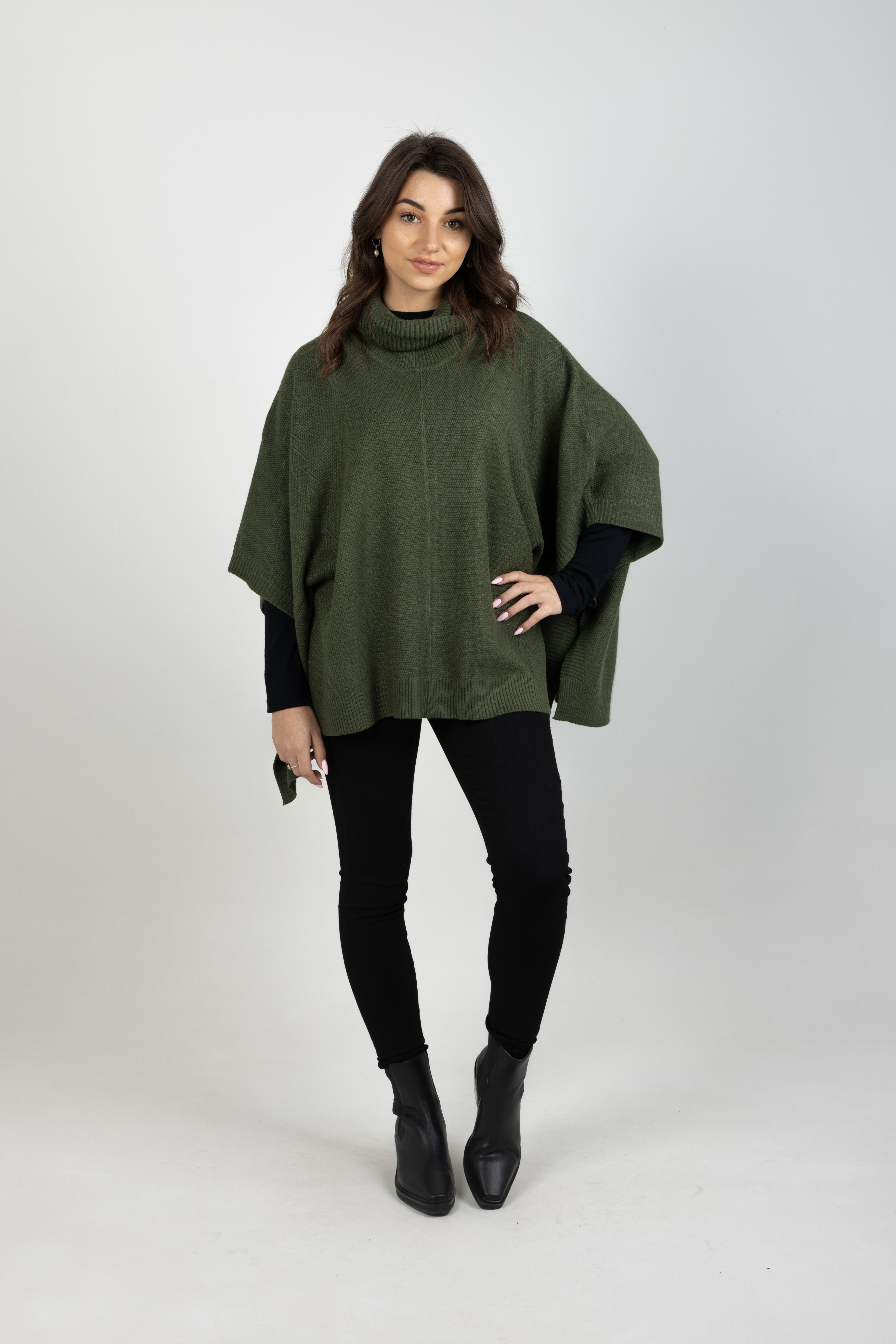 NAWI PONCHO OLIVE