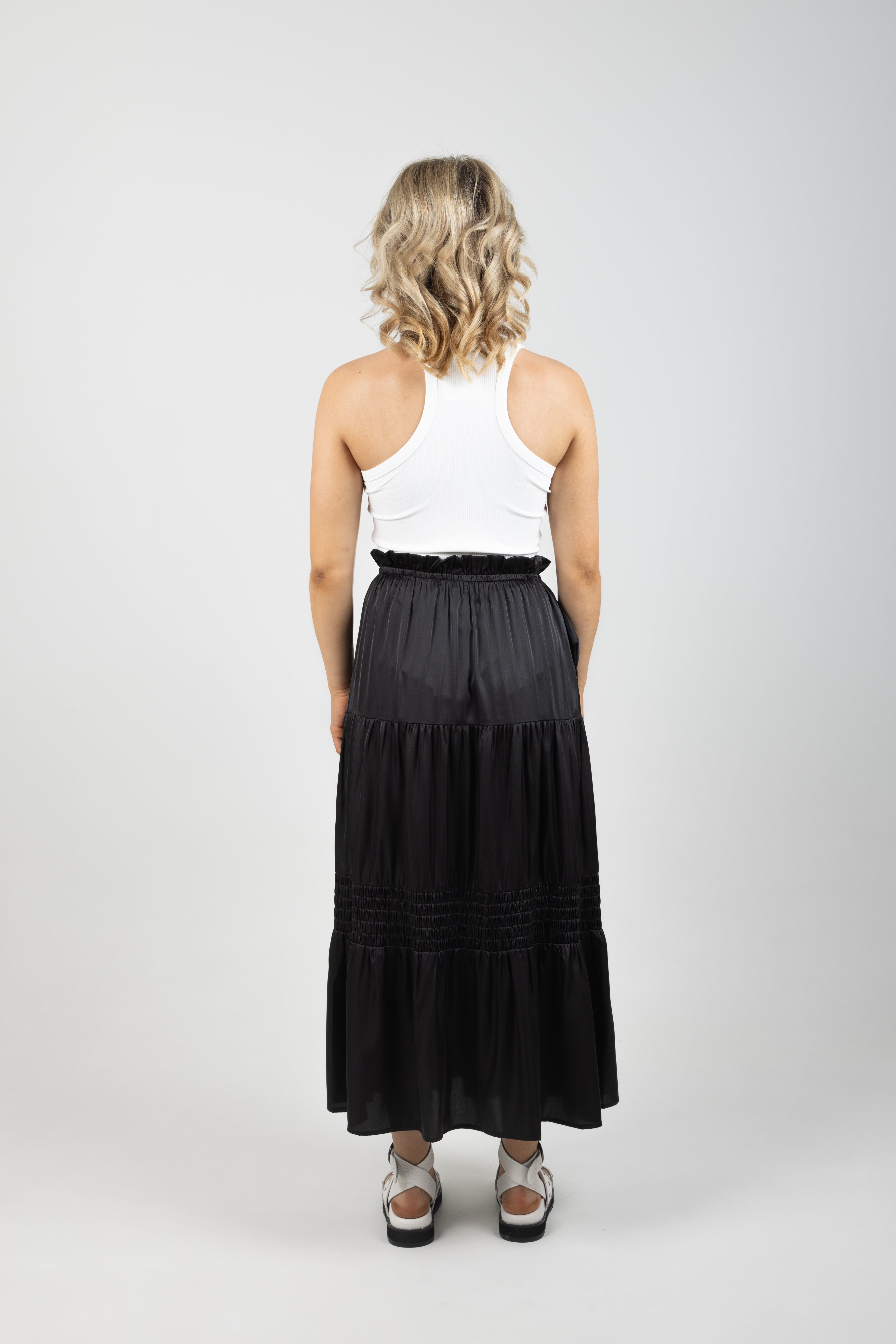 STAPLE SKIRT EBONY