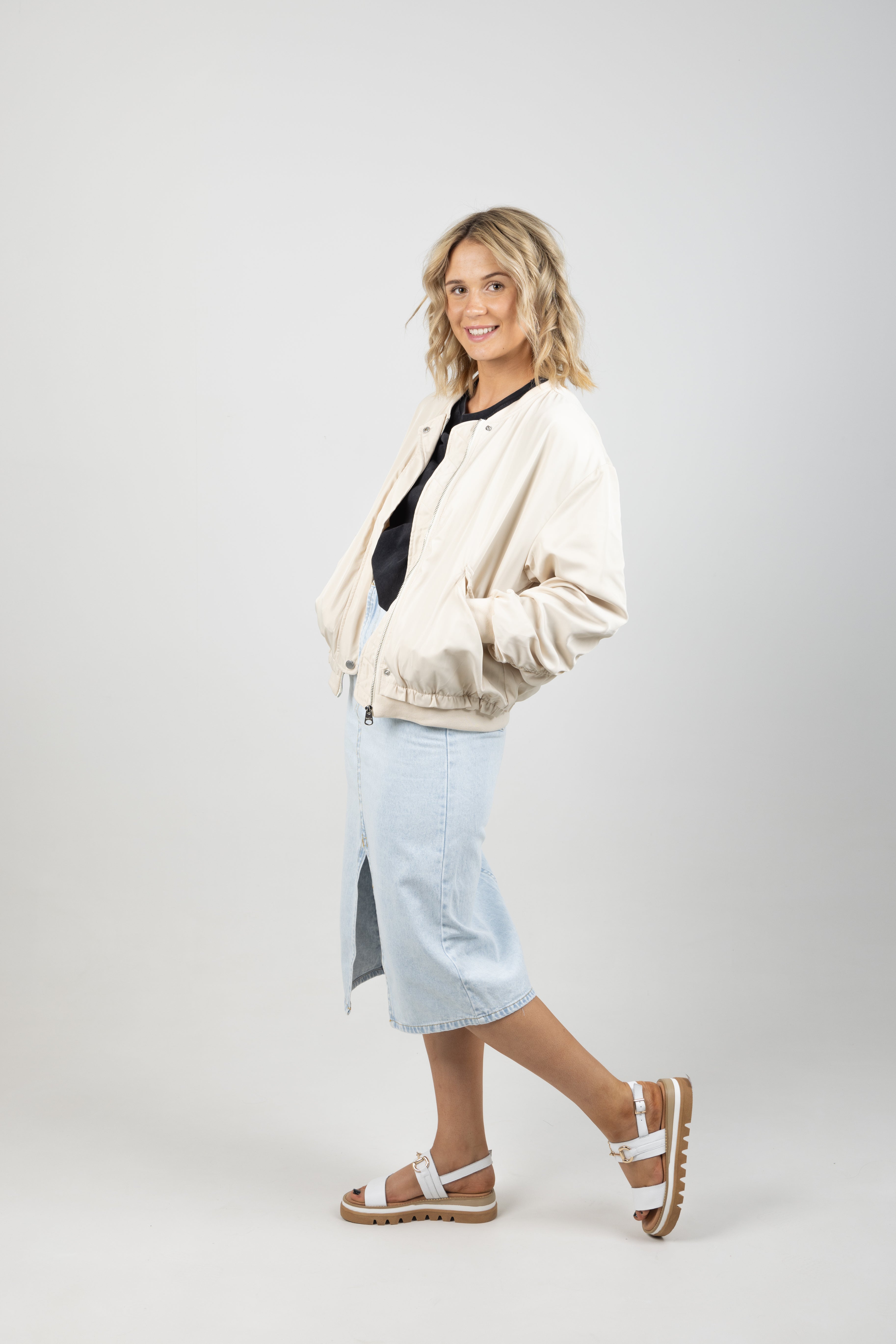 OVERSIZED BOMBER CREAM