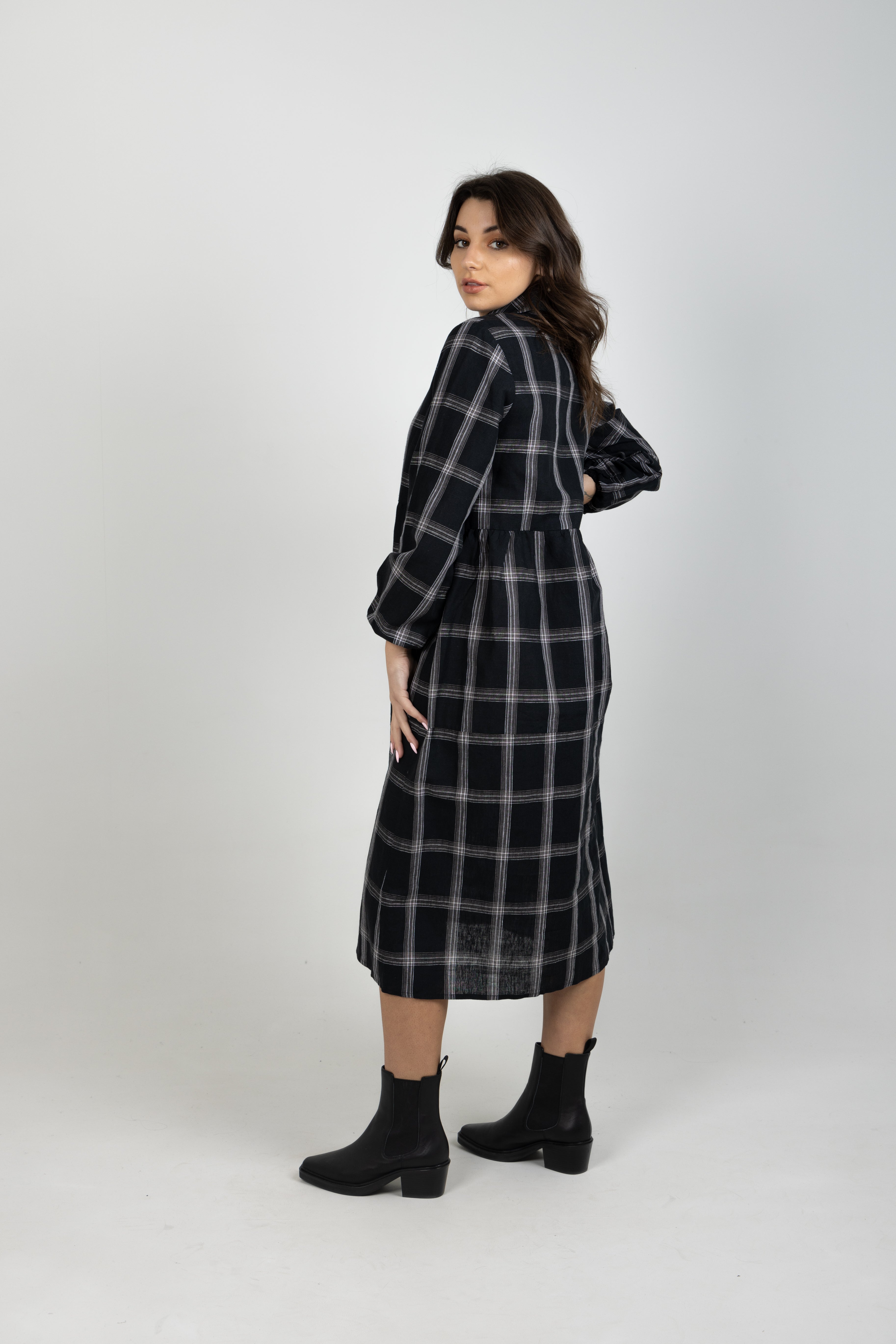 ALEAH DRESS BLACK PLAID