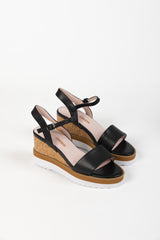 IPPY WEDGE BLACK LEATHER