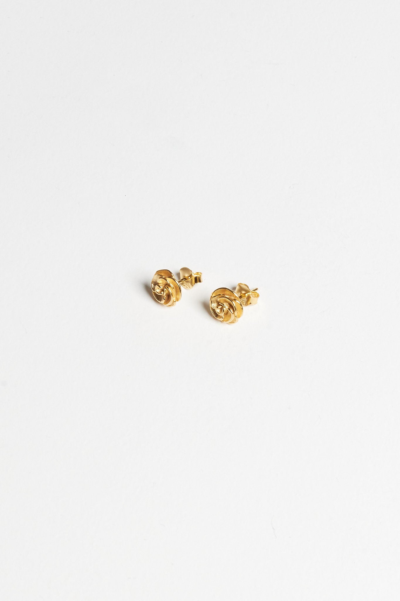 ROSE STUD EARRINGS 18KT GOLD