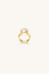 PRETTY PEARL RING 18KT GOLD