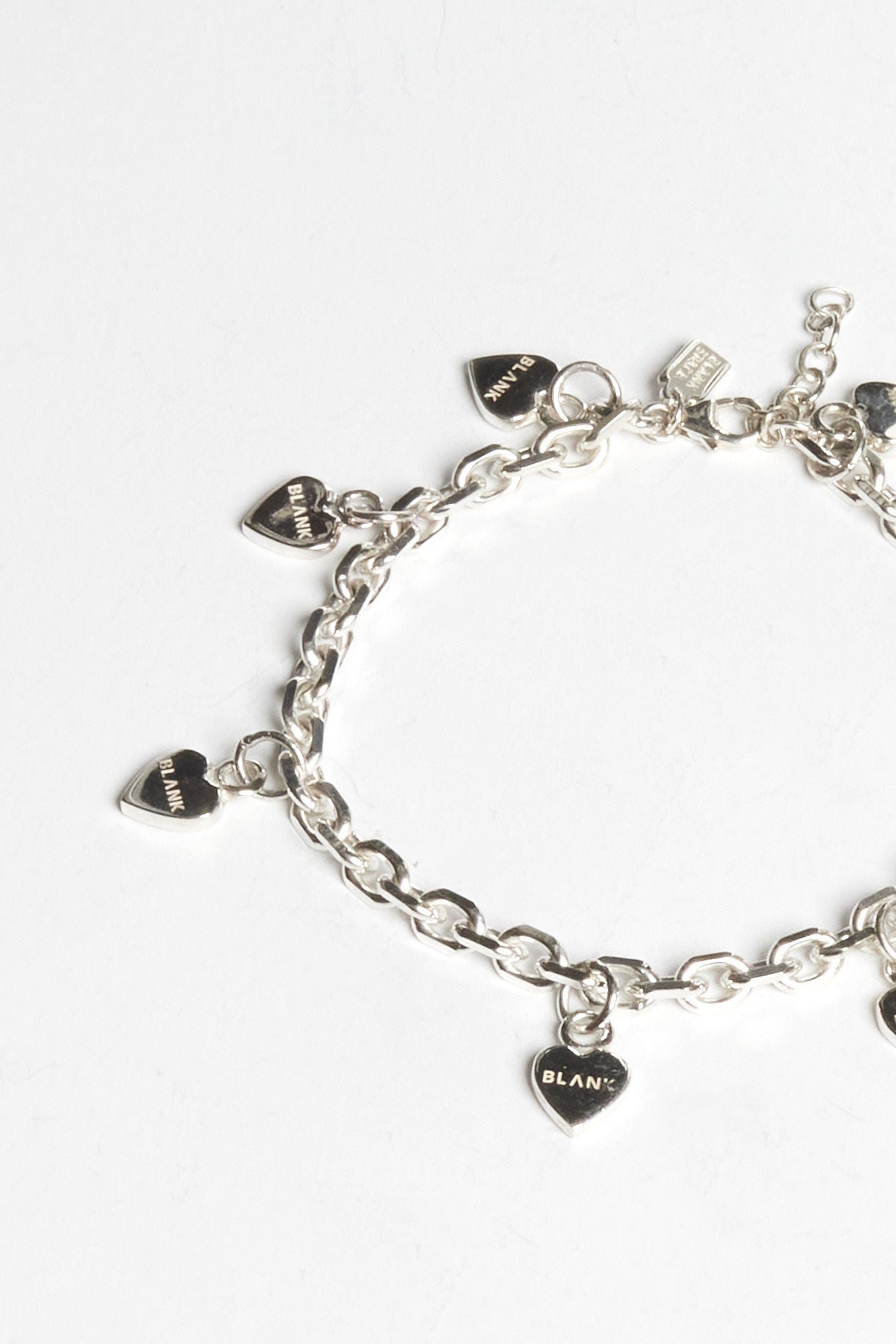 CHAIN OF HEARTS BRACELET