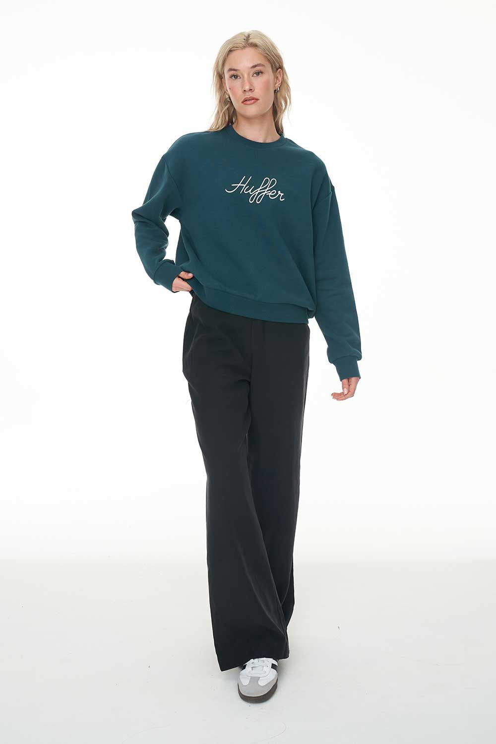 SLOUCH CREW SCRIPT / EMERALD